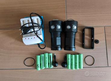 Set  2 Illuminatori Subacquei LED RGB