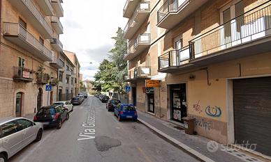 Locale 100mq - Via Garibaldi