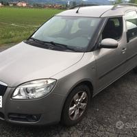 Ricambi per Skoda Roomster 1.6 Benzina 2008
