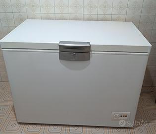 congelatore a pozzetto Beko
