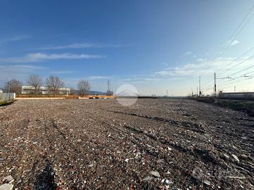 CAPANNONE A COCCAGLIO