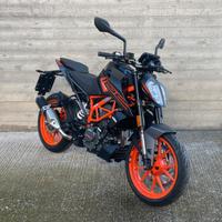 KTM 125 Duke - 2022