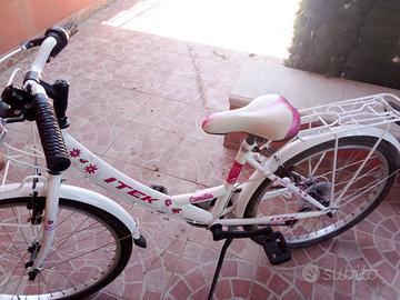 Bicicletta per bambina pri a nuovo
