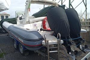 MAR.CO 23 + 2x150hp MERCURY + CARRELLO