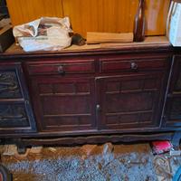 Mobile antico in legno