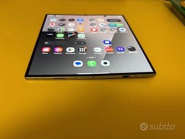Samsung  fold 7  256 gb