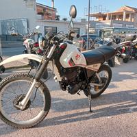 Yamaha XT 550 - 1983