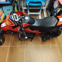 moto a batteria peg Perego ducati