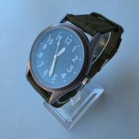 Orologio stile militare al quarzo