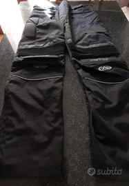 pantaloni moto 