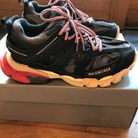 balenciaga track