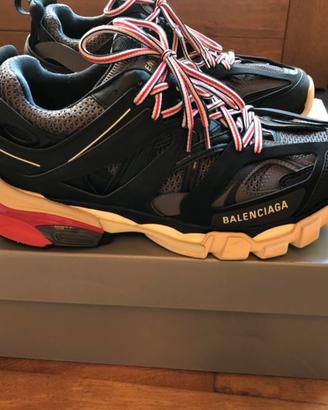 balenciaga track