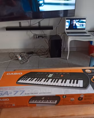 tastiera musicale Casio 