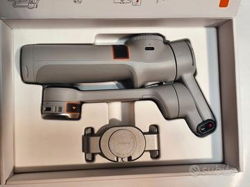 Insta360 Flow 2 Pro Creator Kit in garanzia