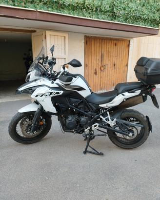 Benelli Trk 502x