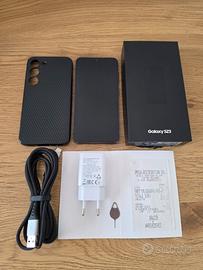 Samsung Galaxy S23 + accessori