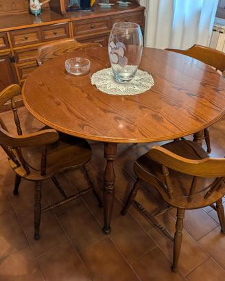 Tavolo e sedie stile old america in legno