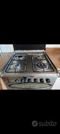 cucina a gas con forno elettrico non funzionante