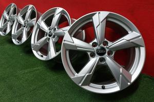 Cerchi Audi A6 A4 A3 A5 Q3 Q5 8x18 ET39 5x112 Orig