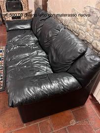 divano letto in pelle nero