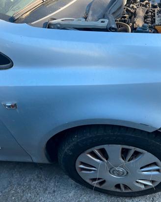 Parafango anteriore dx Opel Corsa D