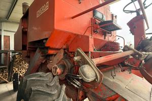 Mietitrebbia laverda m120 r