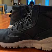 Scarponcino pelle Nike