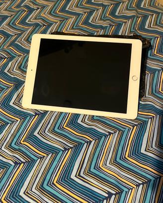 iPad (5ª Generazione) – 128 GB
