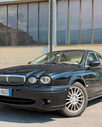 Jaguar X-Type 2.2D cat Executive