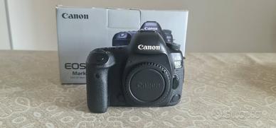 CANON 5D MARK IV