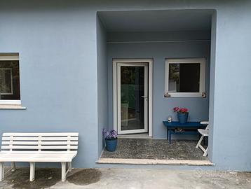 Villetta con giardino