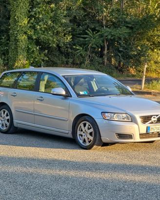 Volvo V50 D2 R-design CV-114 E5 Manuale NEO 2012