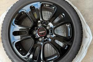 Gomme e cerchi MINI JCW