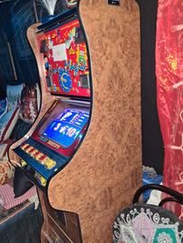 VIDEOGIOCO A CONSOLLE