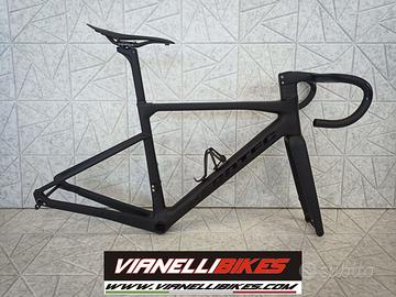 KIT TELAIO AEROTEC D-2 NAKED RACE LIGHT + MANUBRIO