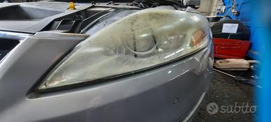 FORD MONDEO STATION WAGON 2011 - FARO ANTERIORE SI