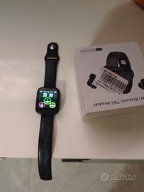 smartwatch con auricolari integrati