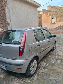 Fiat Punto 1.3 multijet  €3000