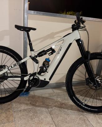 Ebike cube one 77 2025 pari al nuovo bosch gen 5