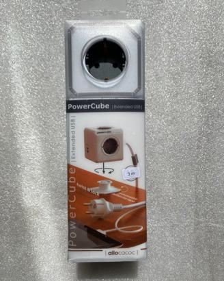 Presa multipla a cubo 4 prese con 2 USB e cavo 3 m