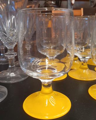 Bicchieri base gialla acqua 6 pezzi