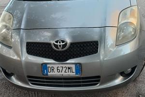 TOYOTA YARIS LUGLIO 2008