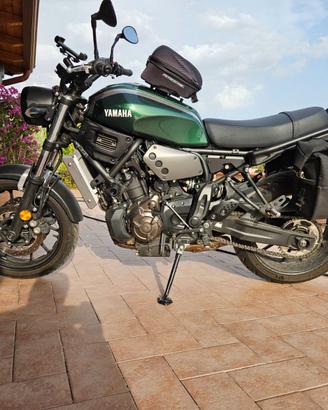 Yamaha XSR700 – 2016 – 9.000 km + accessori