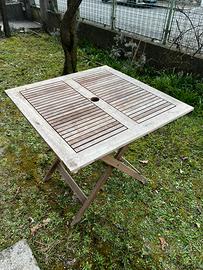 Tavolo da giardino pieghevole in legno