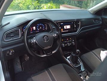 volkswagen t-roc 