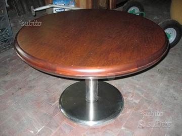 Tavolo da cocktail Gianfranco Frattini