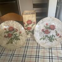 Set di due piatti e un vaso in decoupage