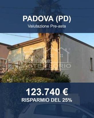 Immobile in asta di 190 m² con box auto a Padova