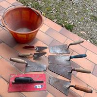 Set attrezzi da muratore + 2 secchi