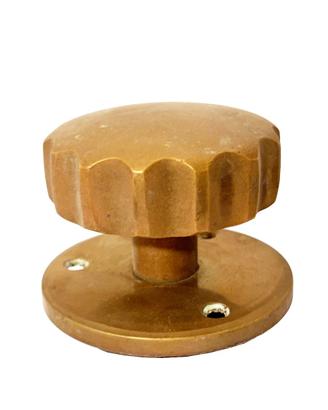 Antico pomello girovole